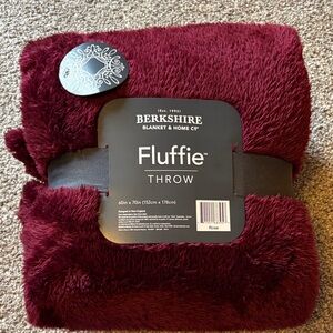 NWT Throw Blanket